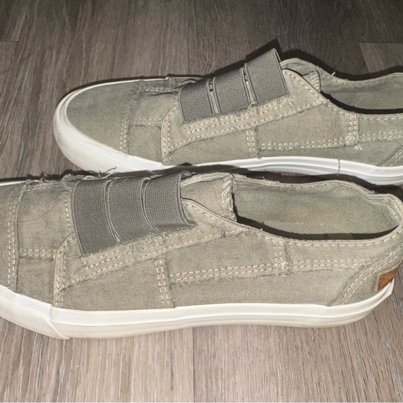 Blowfish Shoes - Picture 4 of 4